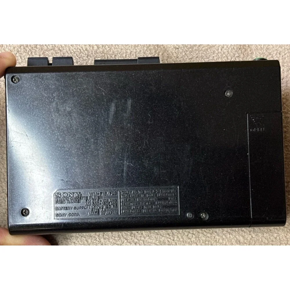 Sony Walkman WM-F18 Black Dual Band Auto-Reverse FM/AM Stereo Cassette Player